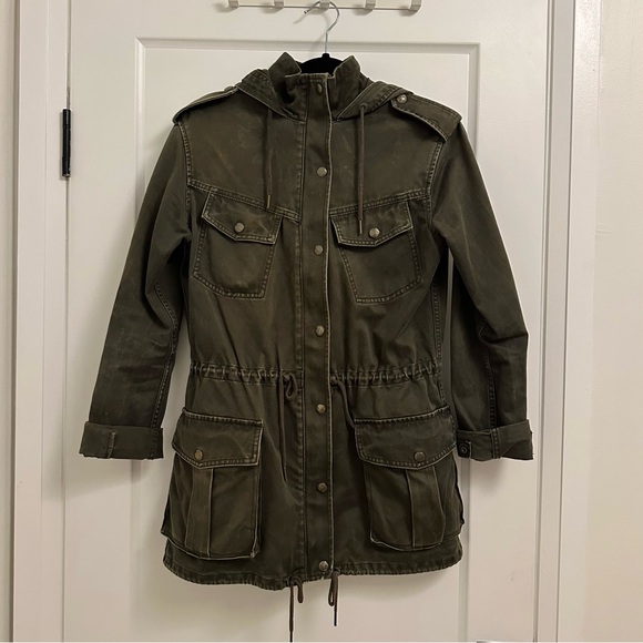 Olive Green Women's Utility Jacket from Aritzia - Picture 1 of 2